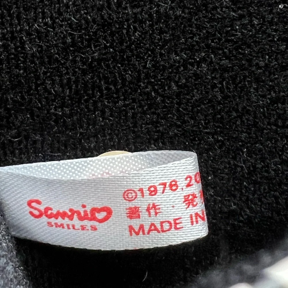 Hello Kitty Sunglasses Case - Picture 9 of 9
